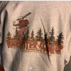 Vintage Sweatshirt Size Medium 2001